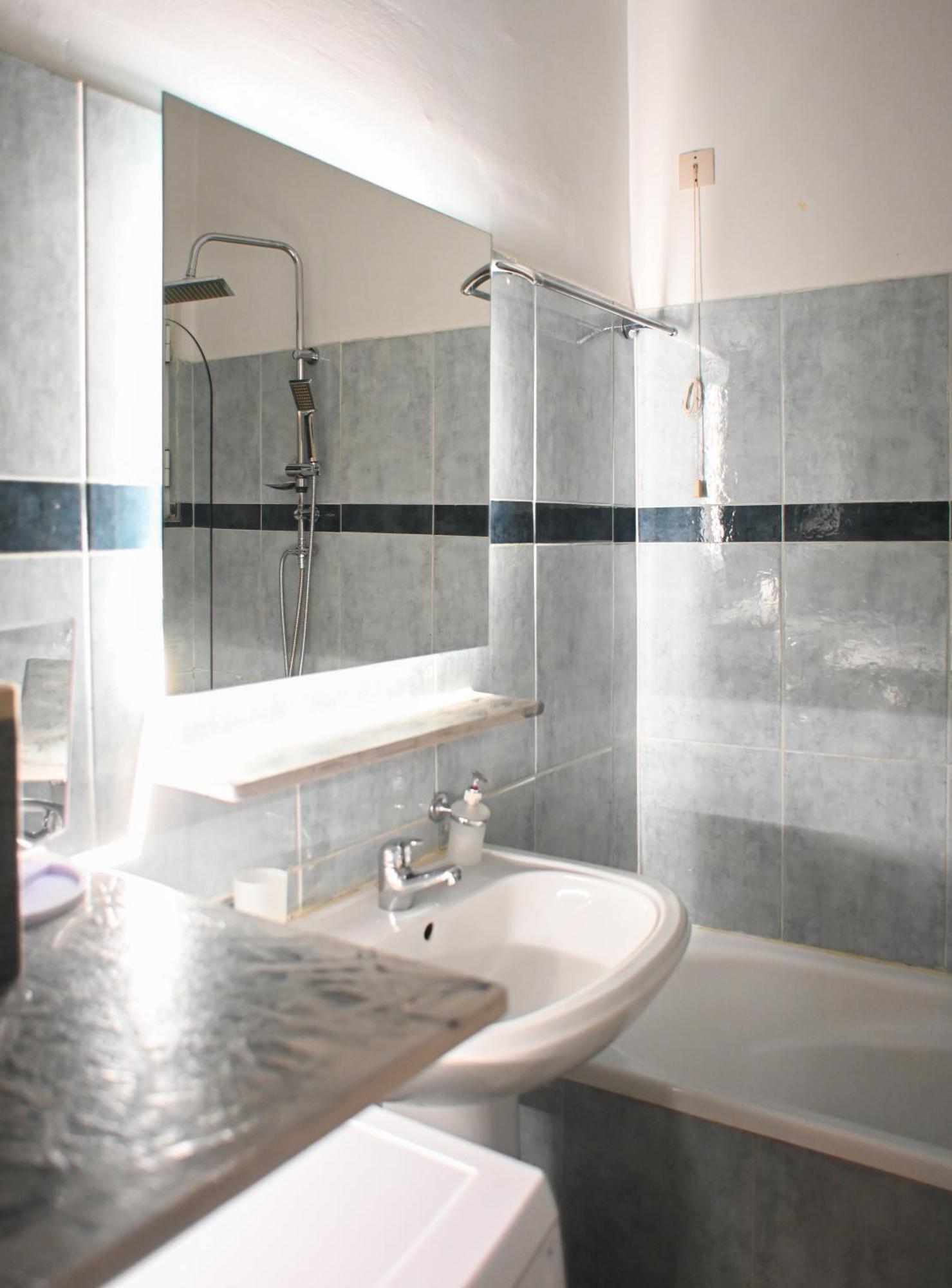 Kostas Home By Bill Apartments Pátra Kültér fotó